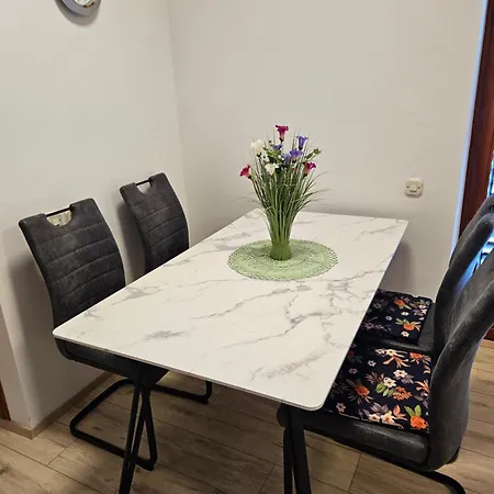 Apartment Zora *