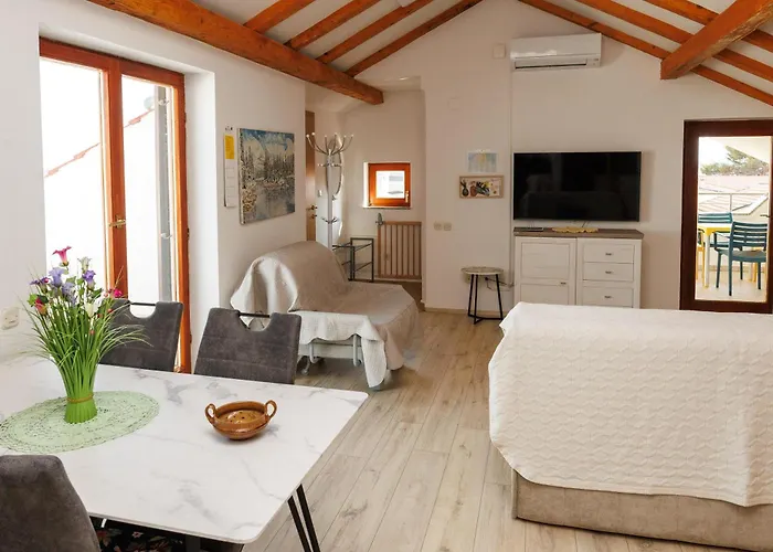 Zora Апартаменты *